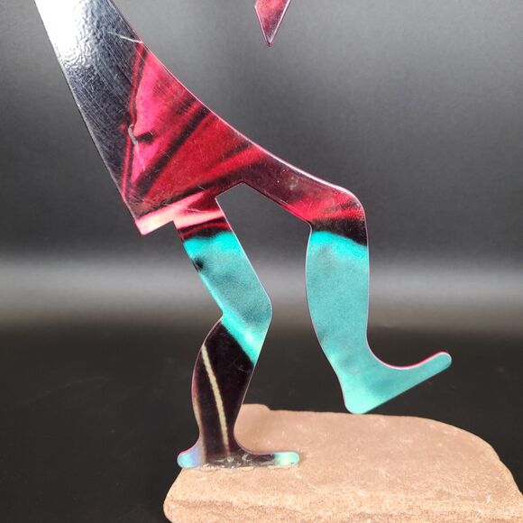 Southwestern Metal Music Man Sculpture 12" on Stone Base - Picture 4 of 6